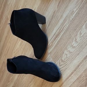 Women's suede booties